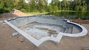 Construcción de piscina por 3/5 y problemas con construcción playa