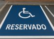 plaza de aparcamiento reservada a persona con discapacidad